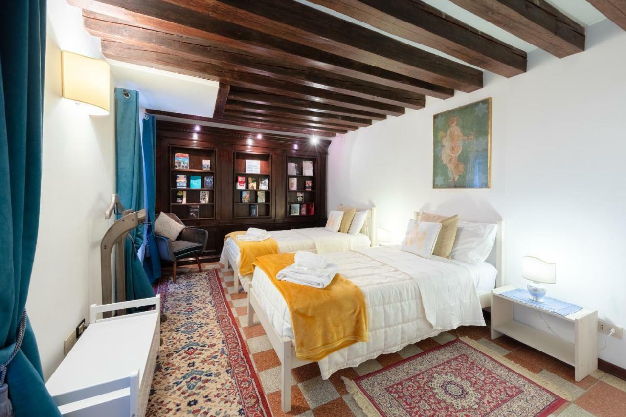 Ca' Del Carro Family Apartment Venedig Exteriör bild